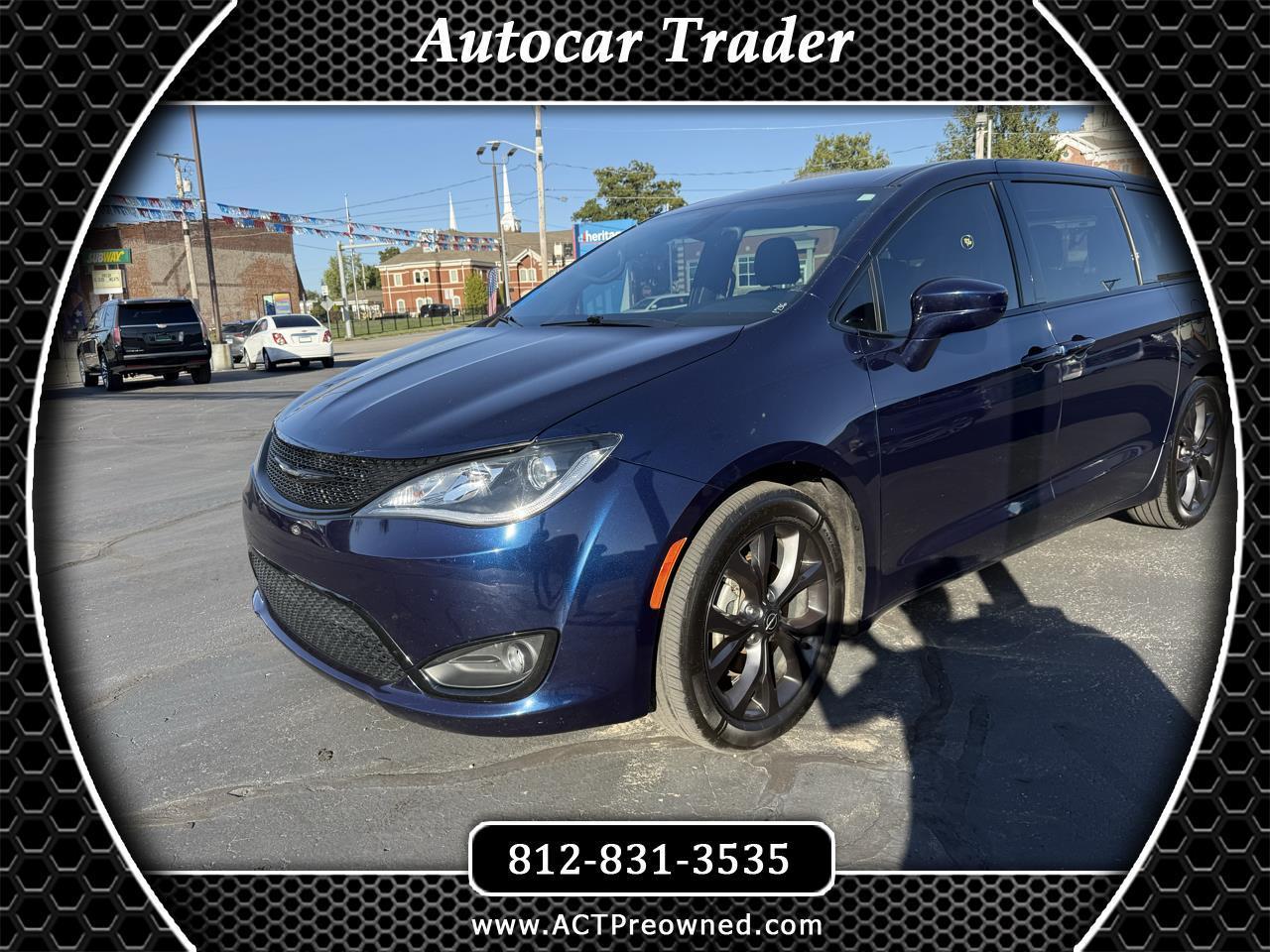 2019 Chrysler Pacifica Touring Plus FWD