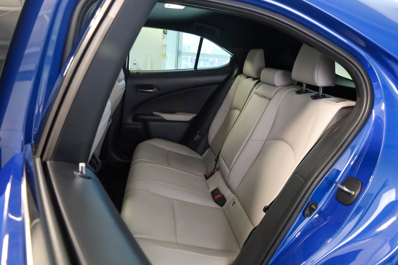 Lexus UX UX 250h Premium FWD 2024