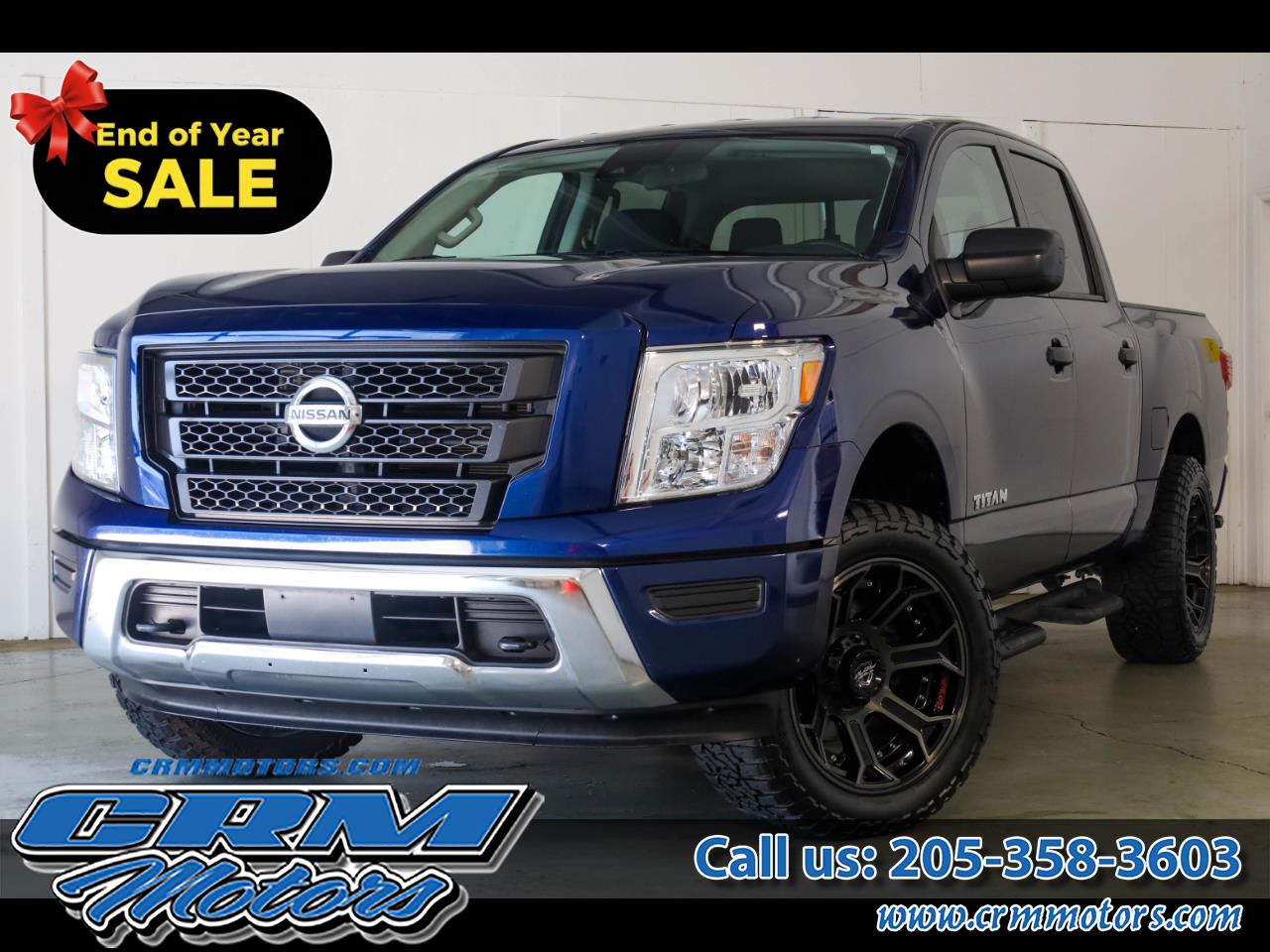 2022 Nissan Titan 4x4 Crew Cab SV