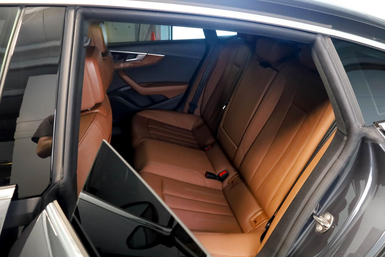 2022 Audi A5 Premium 40 TFSI Quattro photo 13