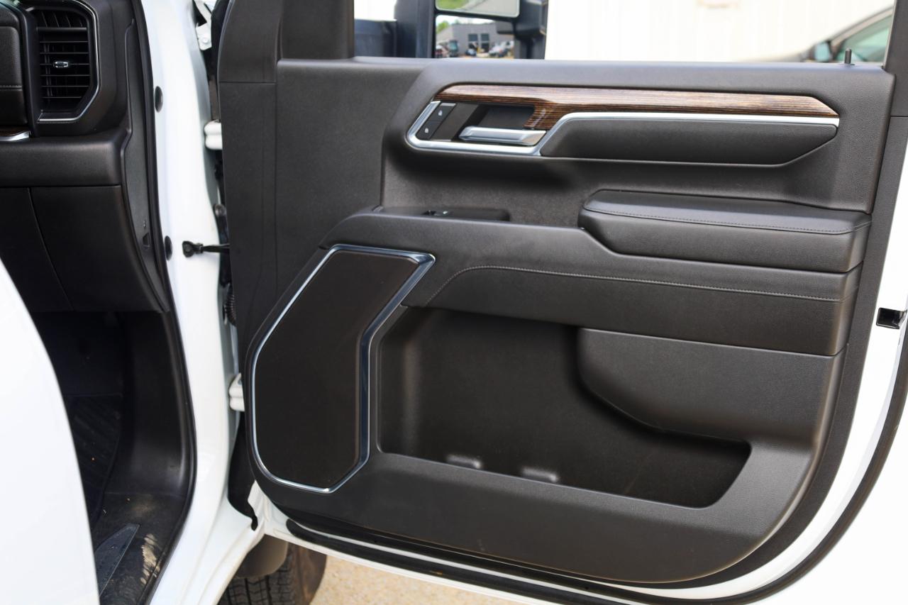 GMC Sierra 3500HD 4WD Crew Cab 172" SLE 2024