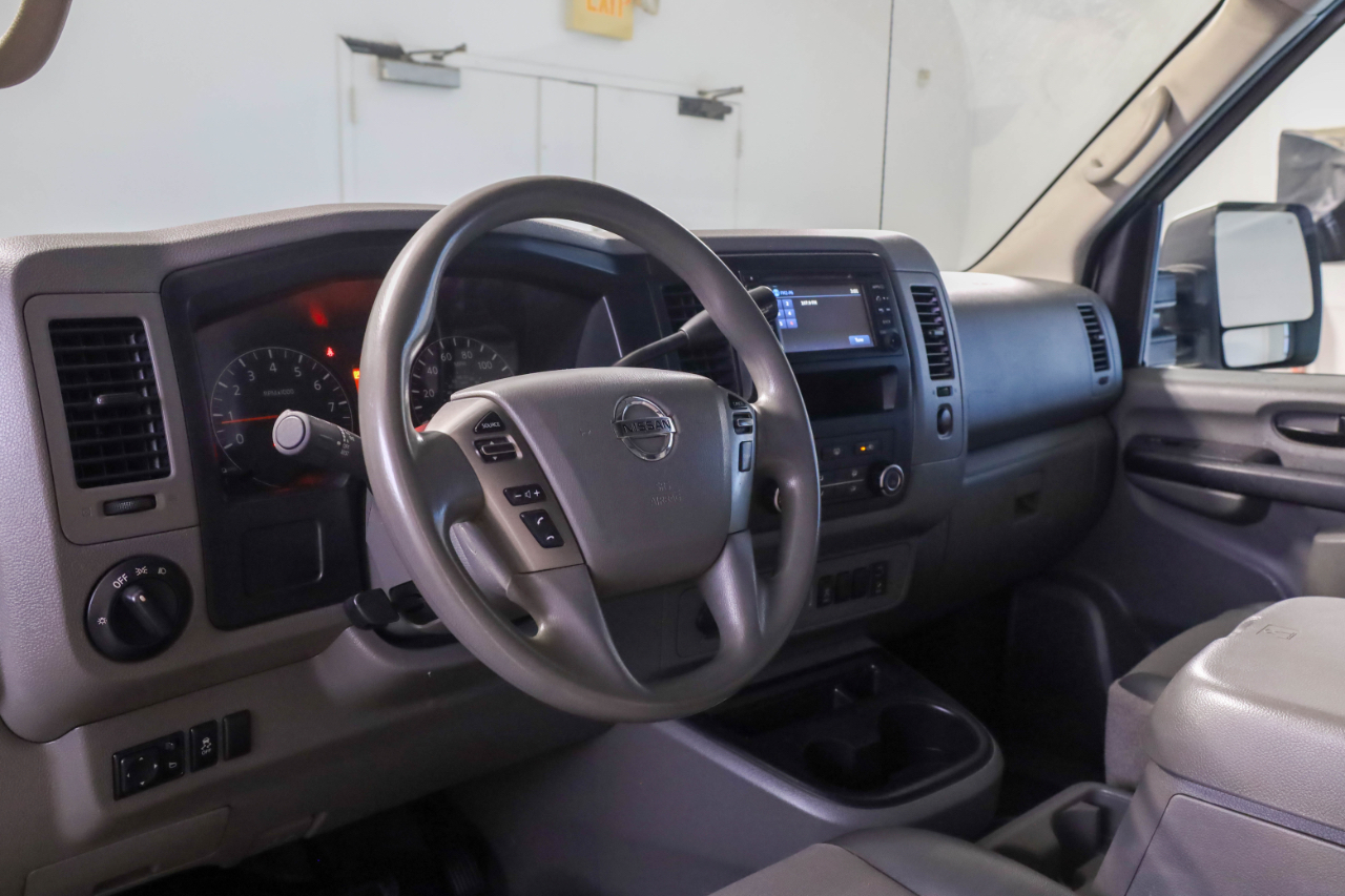 Nissan NV Cargo NV3500 HD High Roof V8 SL 2018 Nissan NV Cargo NV3500 HD High Roof V8 SL 2018