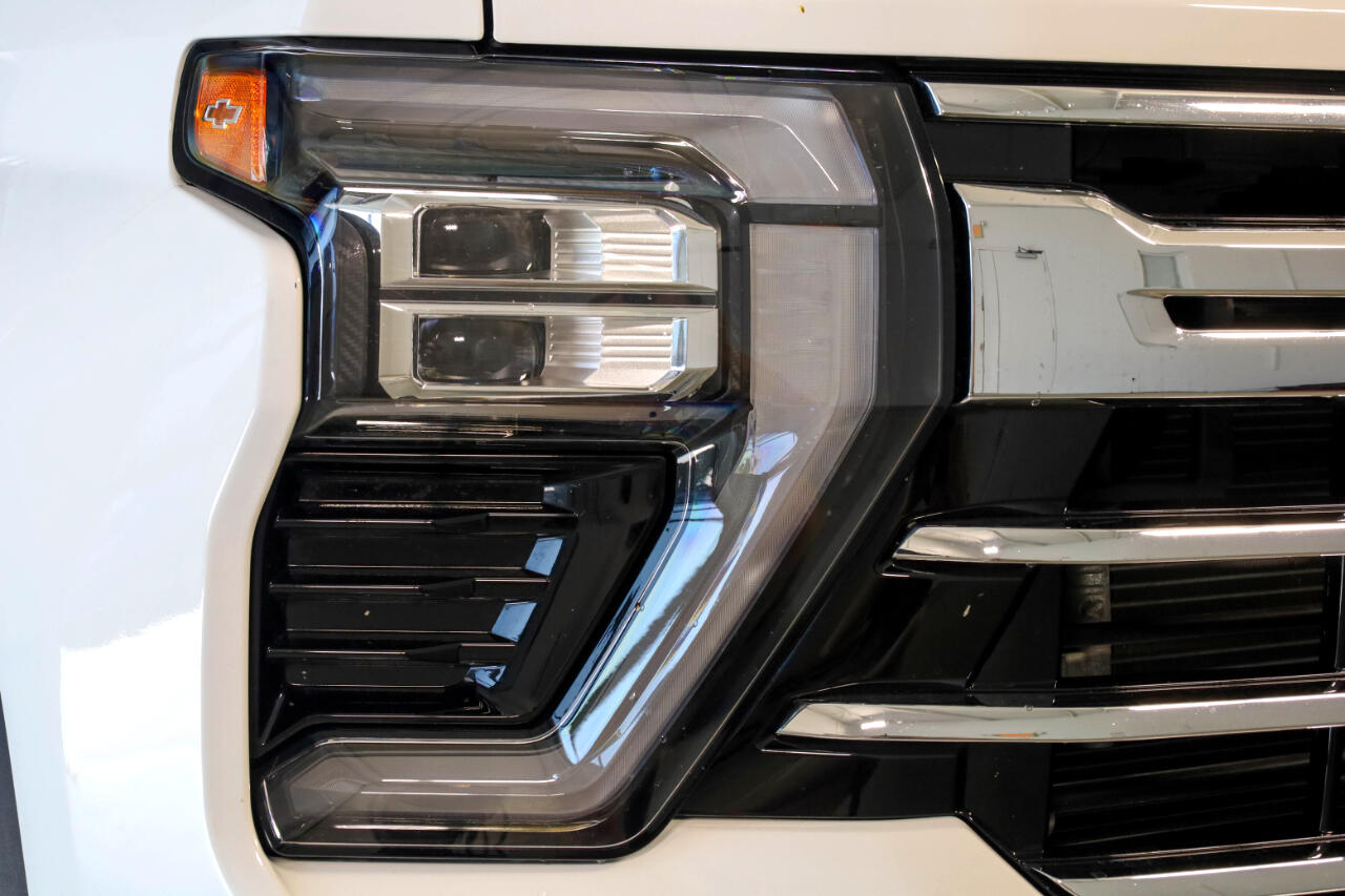 2024 Chevrolet Silverado 2500HD LTZ photo 7