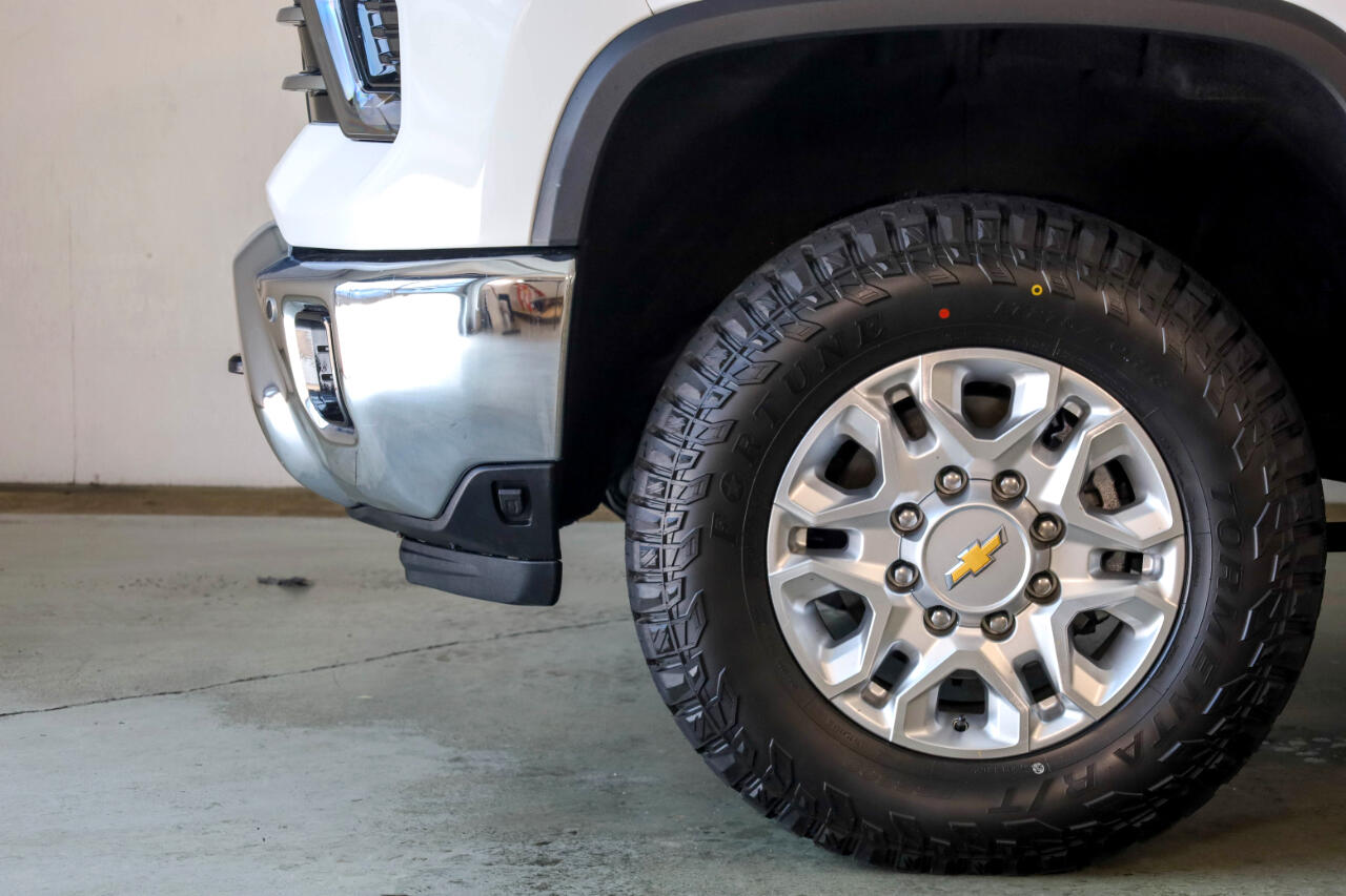 2024 Chevrolet Silverado 2500HD LTZ photo 43