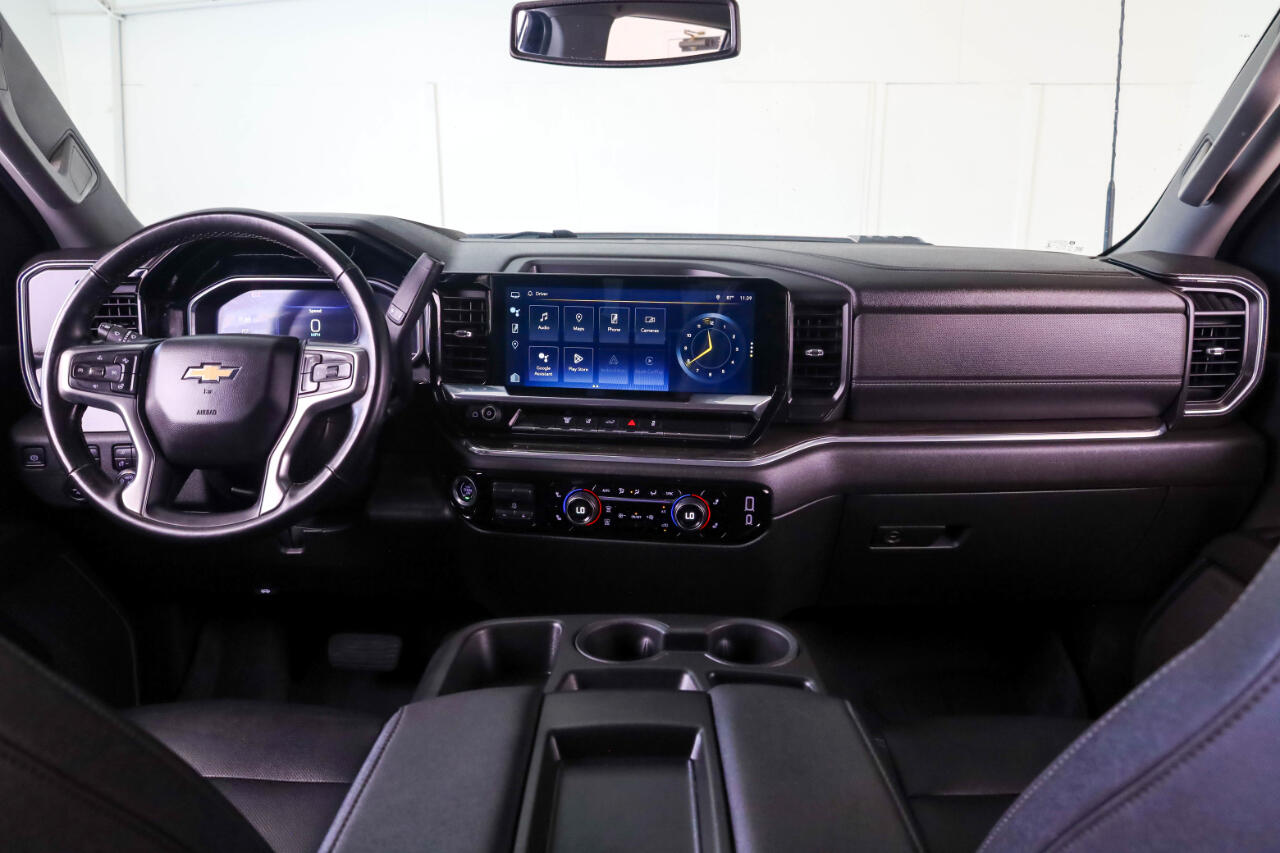 2024 Chevrolet Silverado 2500HD LTZ photo 5