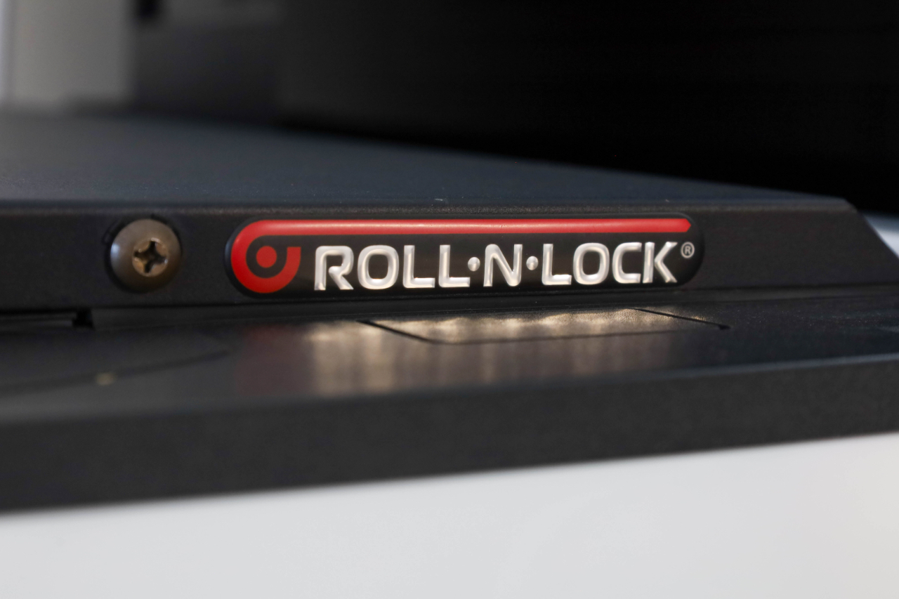 GMC Sierra 1500 4WD Crew Cab 147" AT4 2021