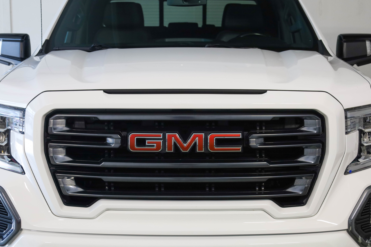 GMC Sierra 1500 4WD Crew Cab 147" AT4 2021