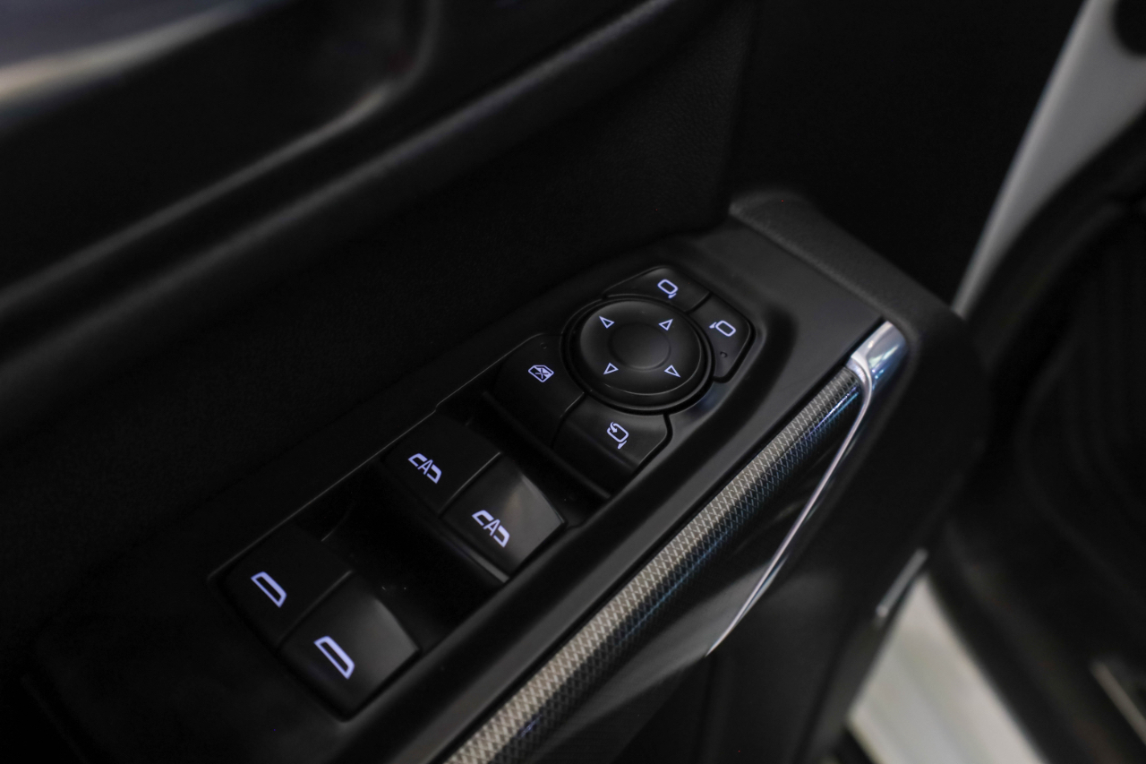 GMC Sierra 1500 4WD Crew Cab 147" AT4 2021