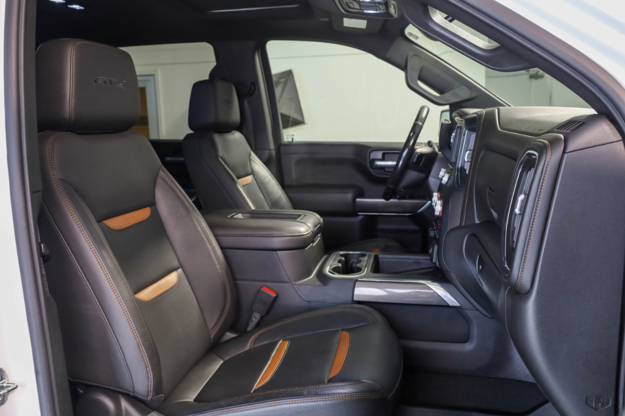 GMC Sierra 1500 4WD Crew Cab 147" AT4 2021