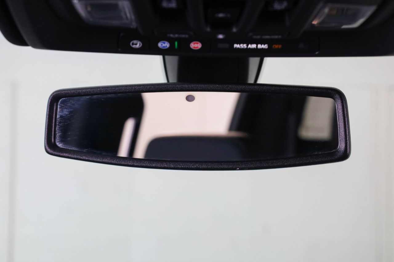 GMC Sierra 1500 4WD Crew Cab 147" AT4 2021