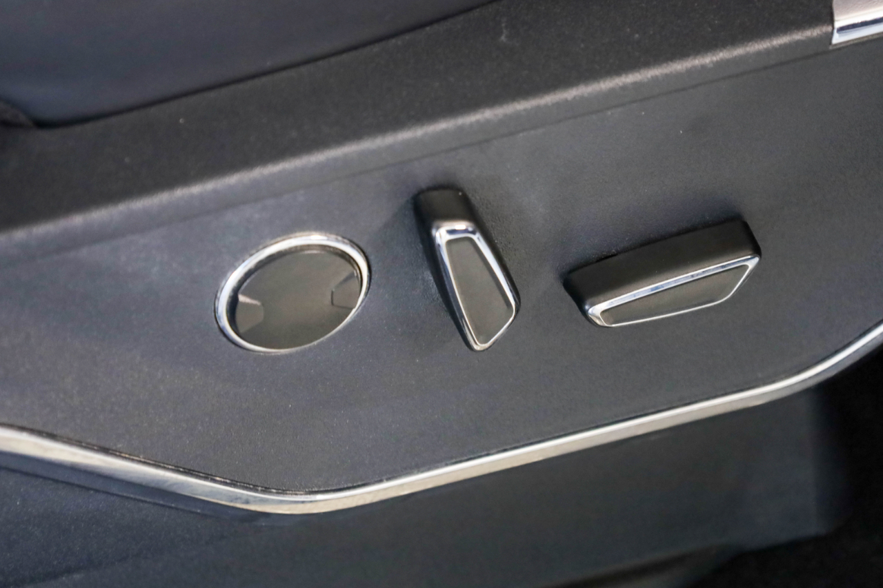 2023 Ford F-150 Platinum photo 43