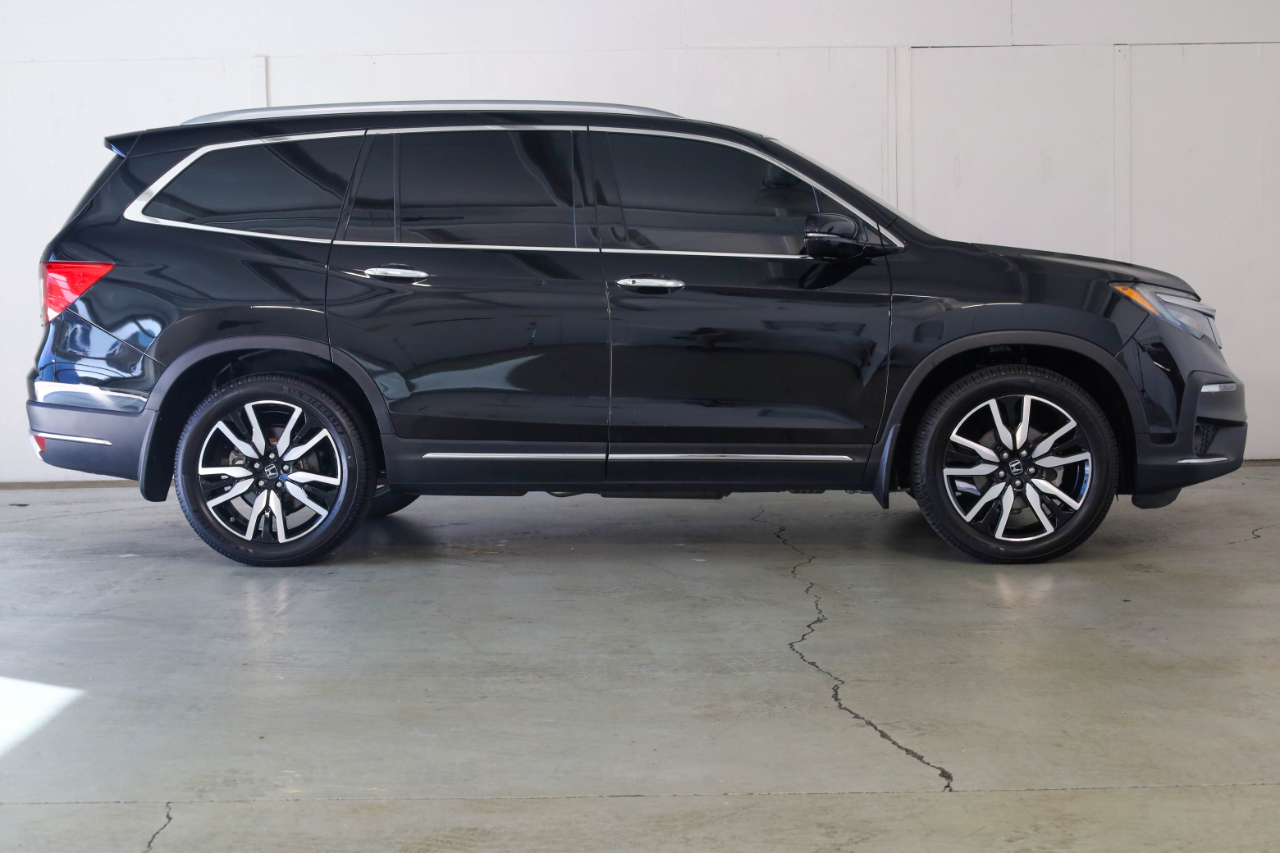 2020 Honda Pilot Elite photo 3