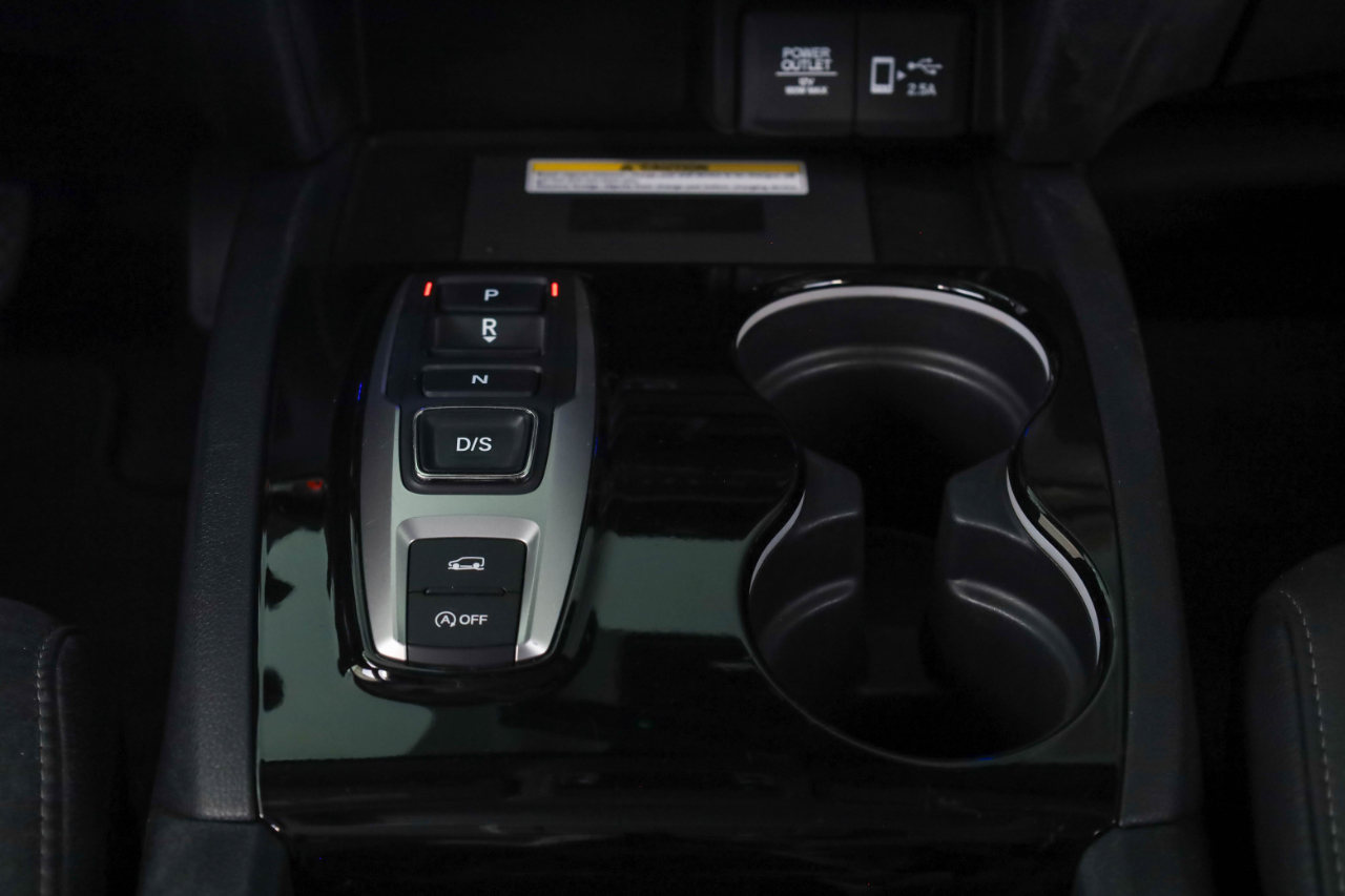2020 Honda Pilot Elite photo 35
