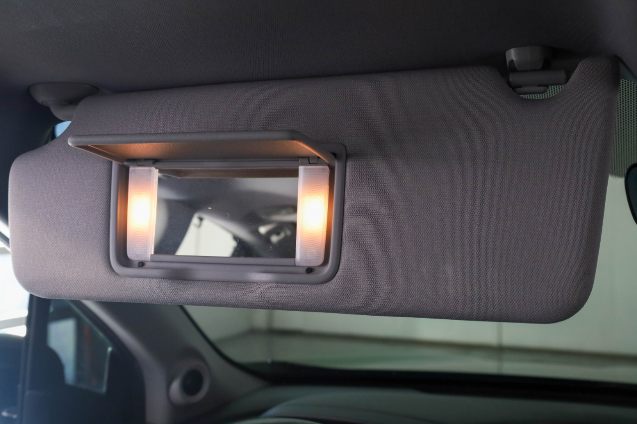 2020 Honda Pilot Elite photo 32