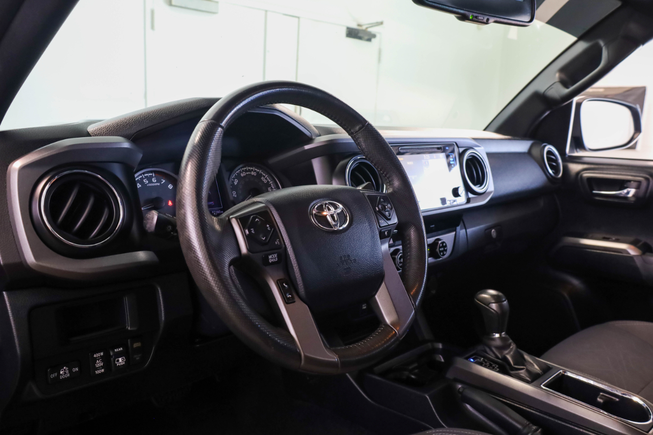 2017 Toyota Tacoma SR5 Double Cab V6 4x4 photo 10