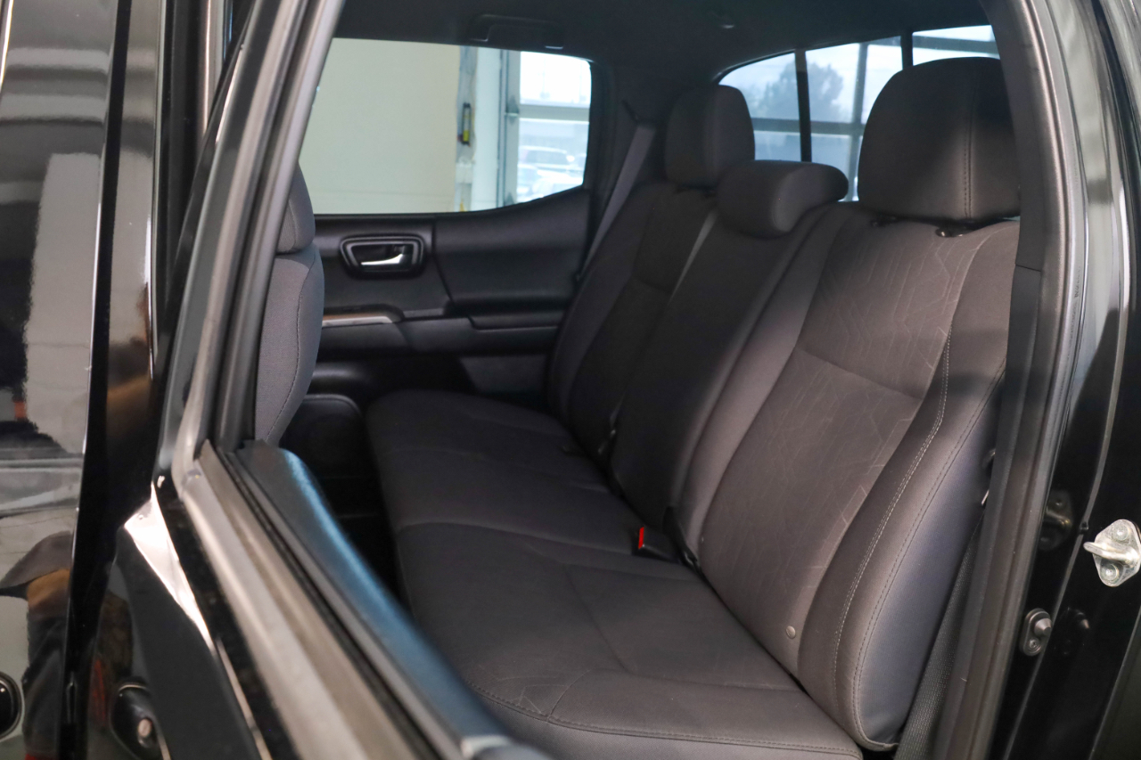 2017 Toyota Tacoma SR5 Double Cab V6 4x4 photo 16