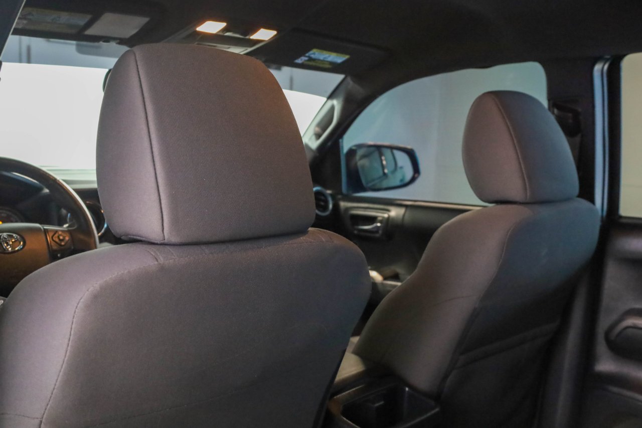 2017 Toyota Tacoma SR5 Double Cab V6 4x4 photo 17