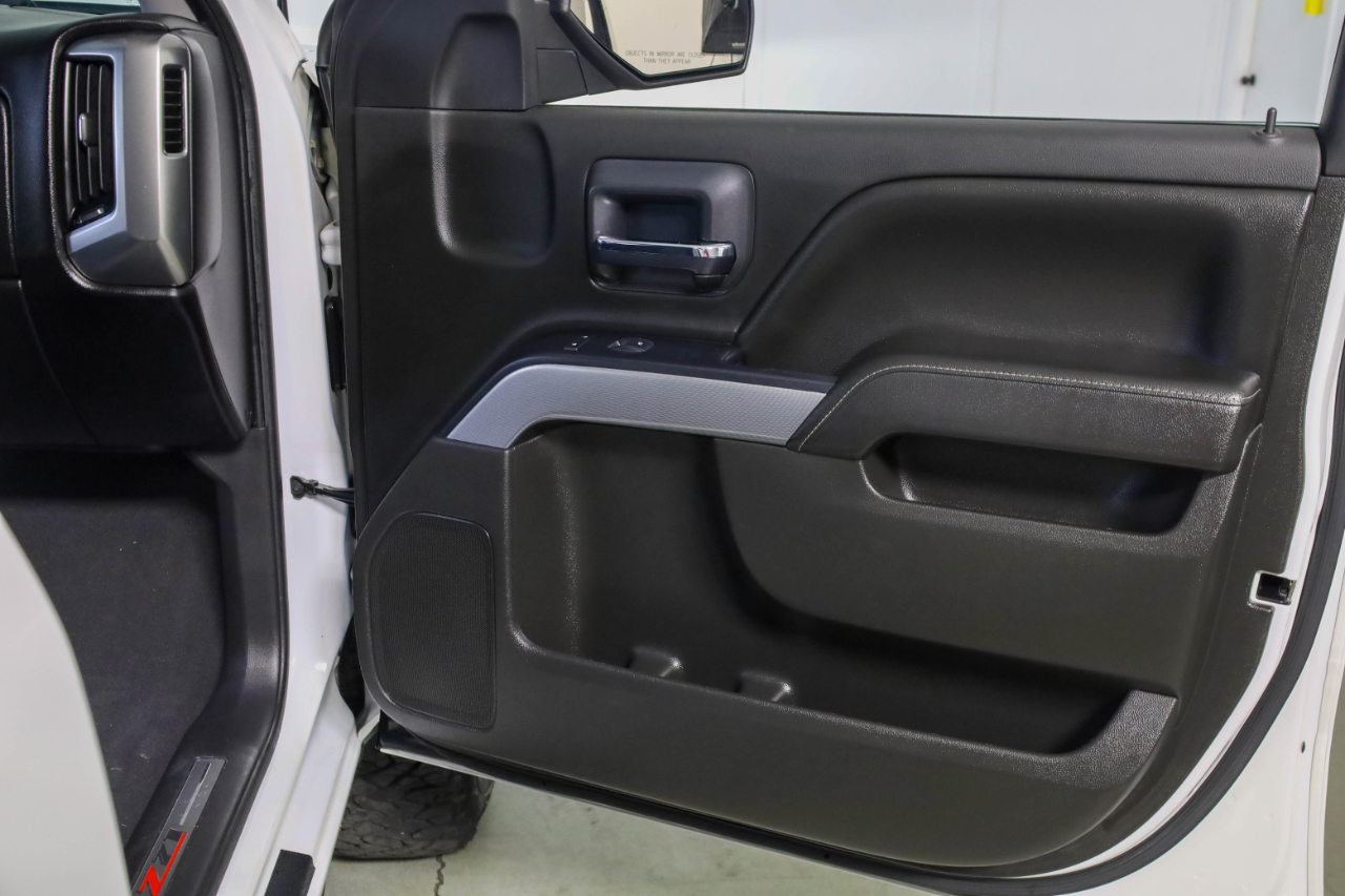 Chevrolet Silverado 1500 4WD Crew Cab 143.5" LT w/2LT 2018