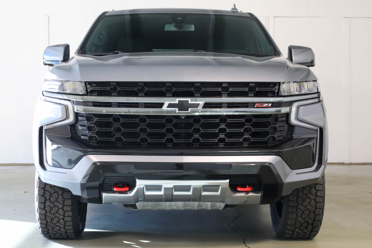 2022 Chevrolet Tahoe Z71 photo 2