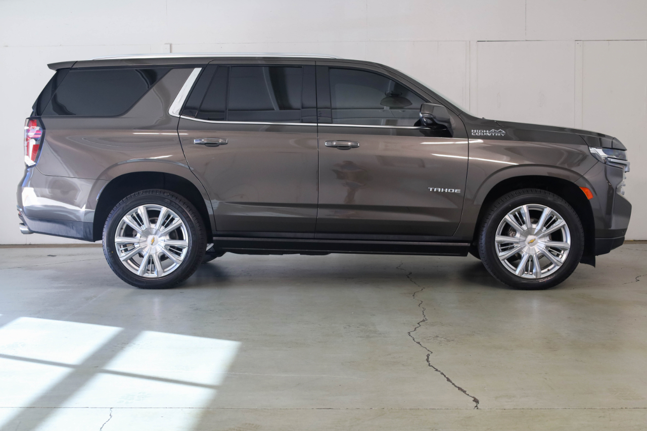 2021 Chevrolet Tahoe High Country photo 3