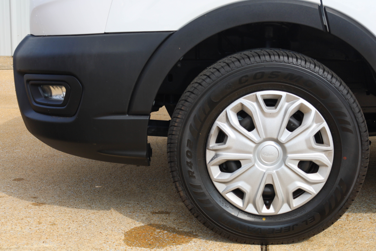 Ford Transit Cargo Van T-350 148" EL Hi Rf 9500 GVWR RWD 2022