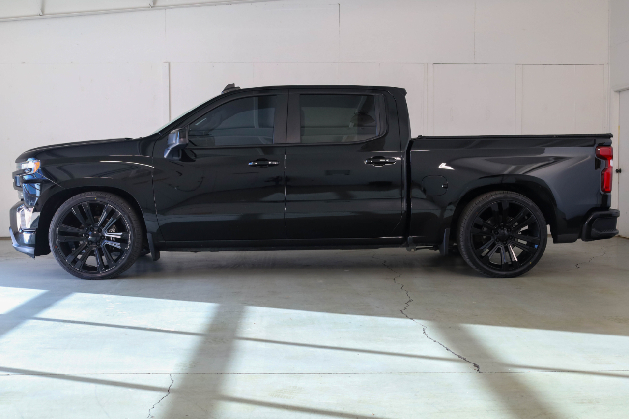 2019 Chevrolet Silverado 1500 RST photo 4