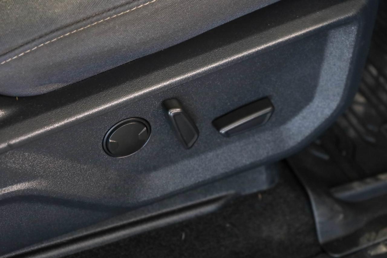 Ford F-150 4WD SuperCrew 145" XLT 2022