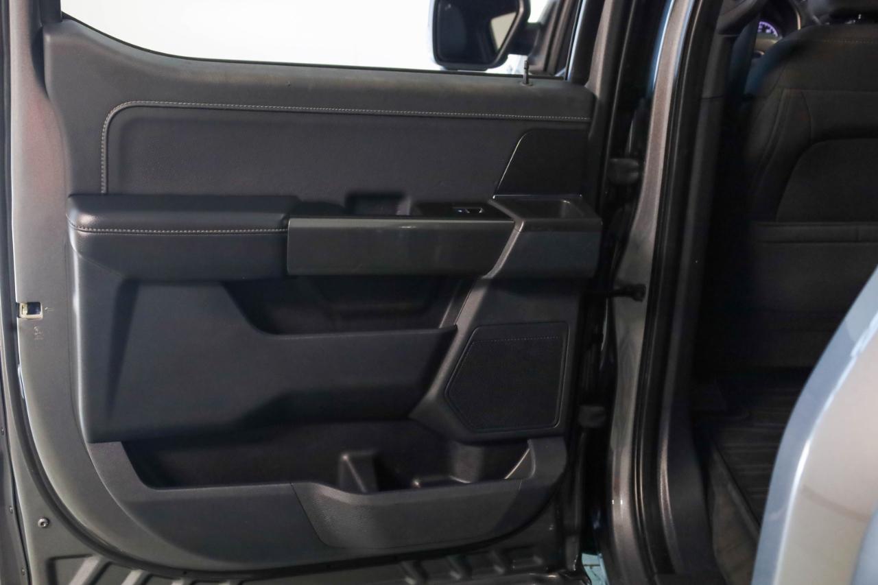 Ford F-150 4WD SuperCrew 145" XLT 2022