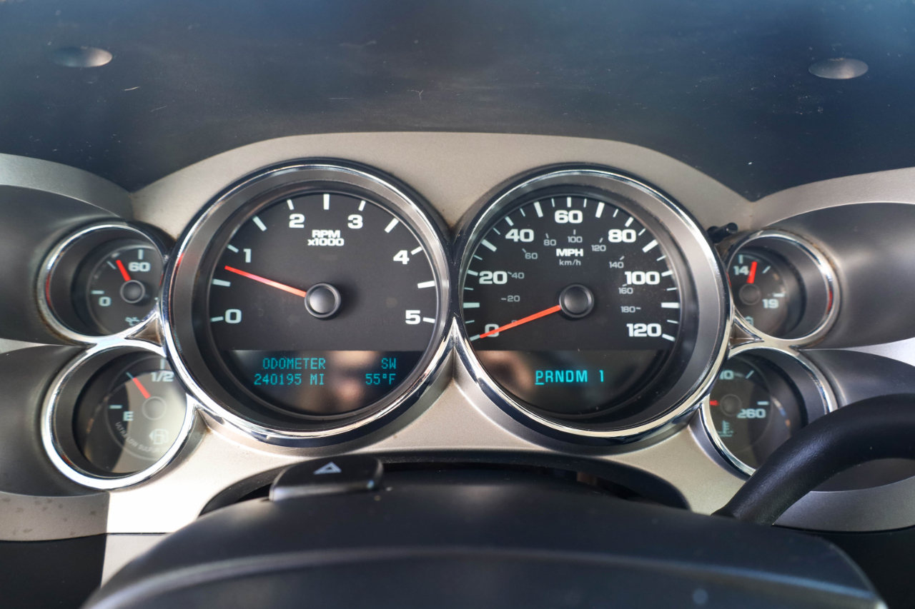 GMC Sierra 3500HD 4WD Crew Cab 167" DRW SLE 2009