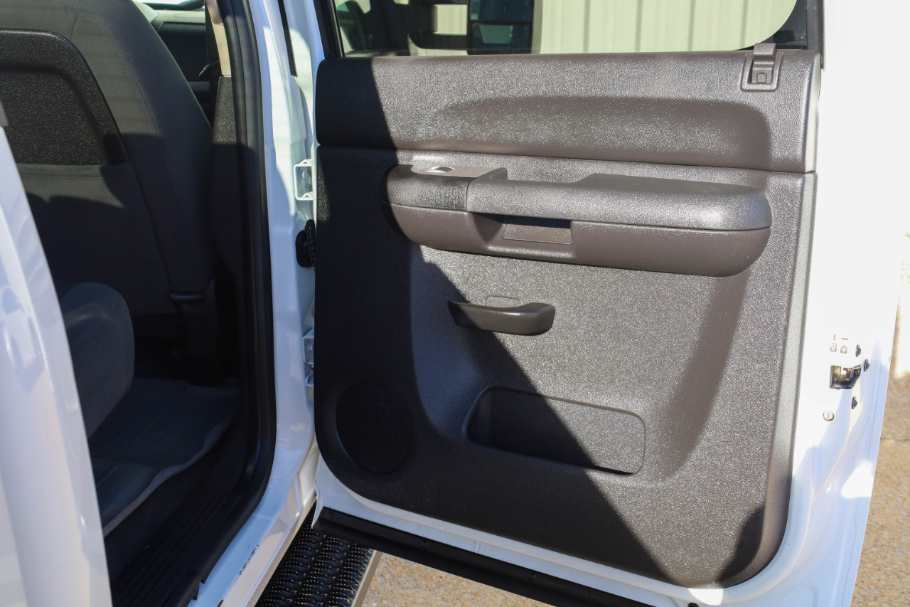 GMC Sierra 3500HD 4WD Crew Cab 167" DRW SLE 2009