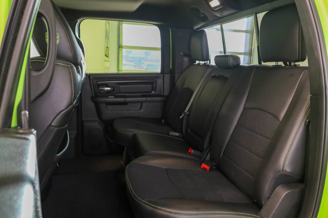 RAM 1500 Sport 4x4 Crew Cab 5'7" Box 2017