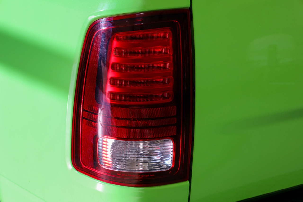 RAM 1500 Sport 4x4 Crew Cab 5'7" Box 2017