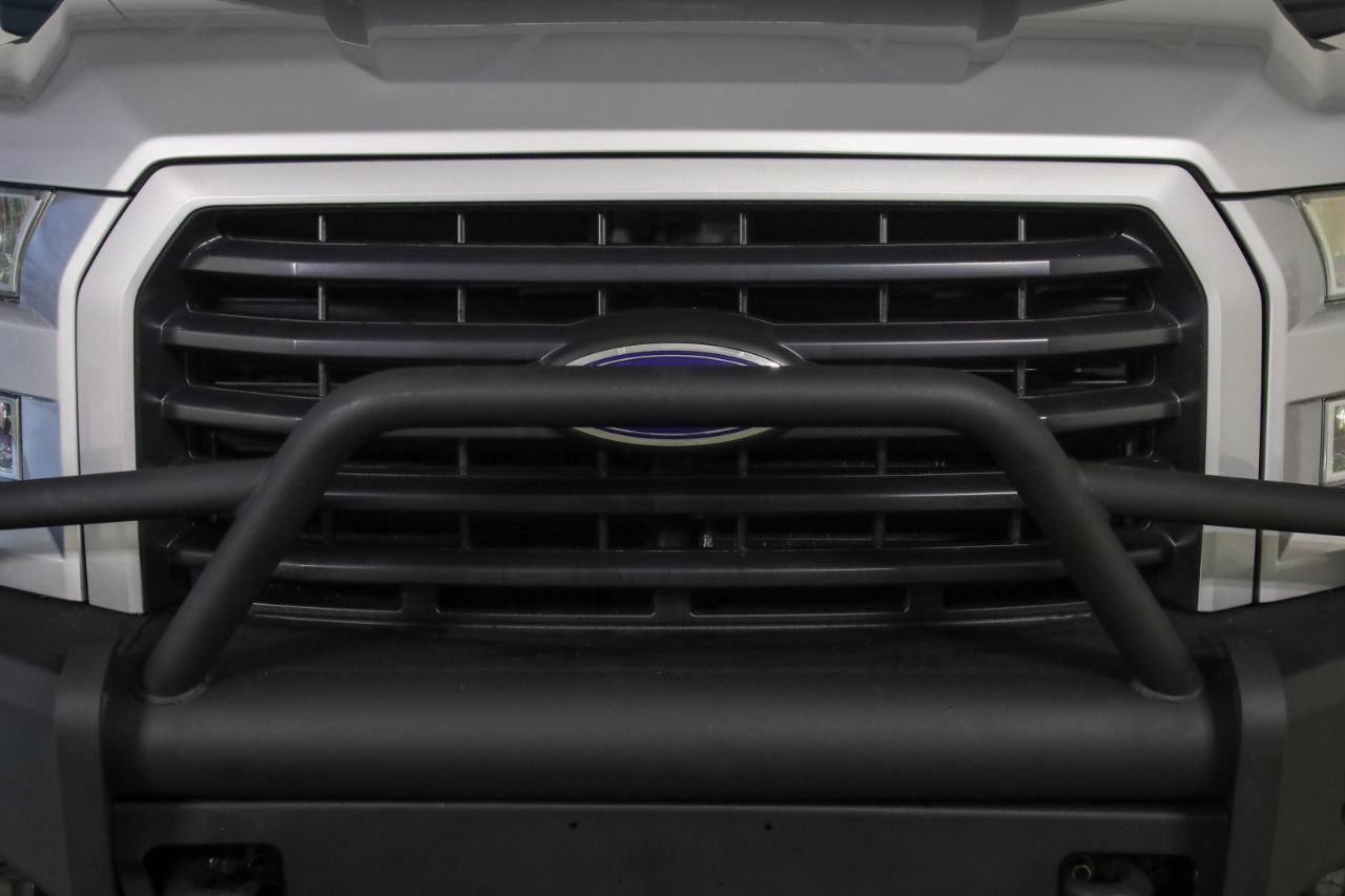 Ford F-150 4WD SuperCrew 145" XLT 2015