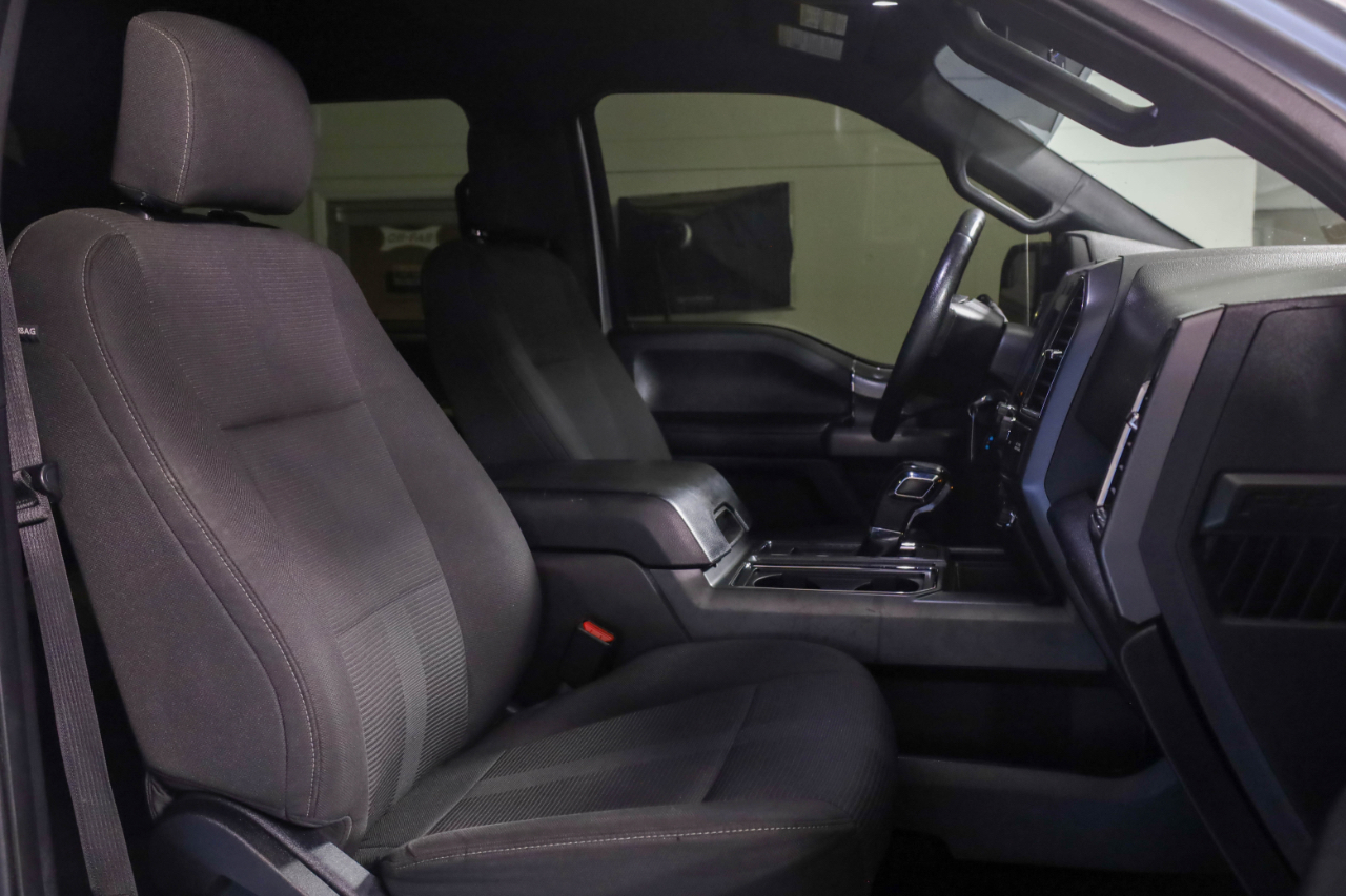 Ford F-150 4WD SuperCrew 145" XLT 2015