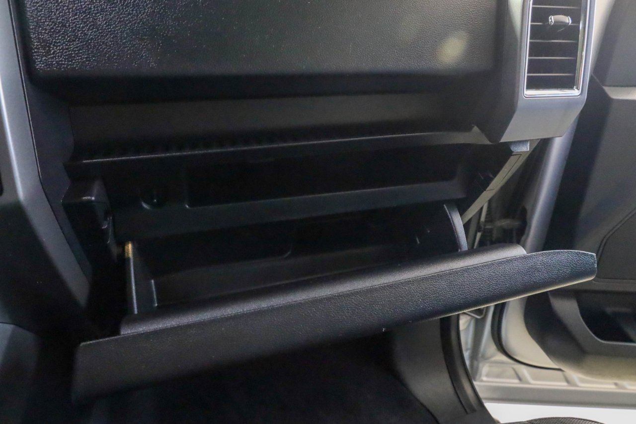 Ford F-150 4WD SuperCrew 145" XLT 2015