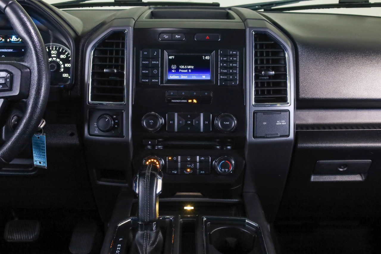 Ford F-150 4WD SuperCrew 145" XLT 2015
