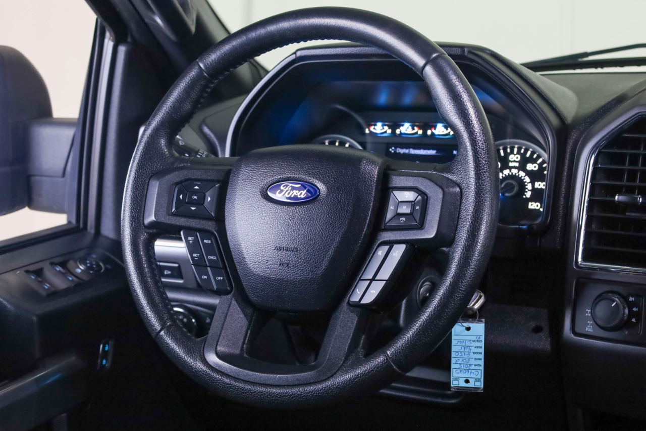 Ford F-150 4WD SuperCrew 145" XLT 2015