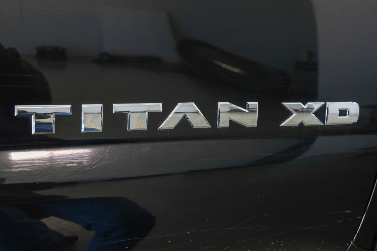Nissan Titan XD 4x4 Gas Crew Cab PRO-4X 2019