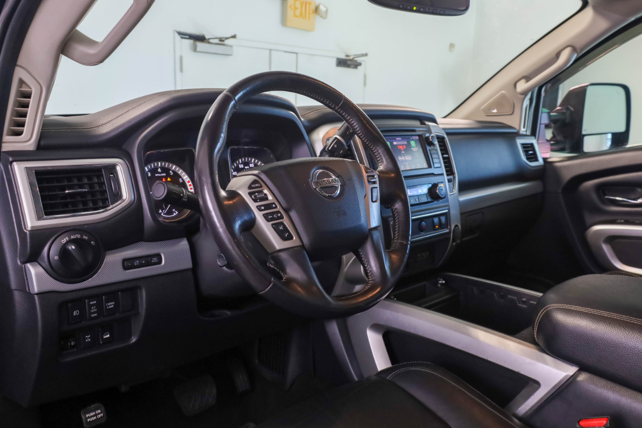 Nissan Titan XD 4x4 Gas Crew Cab PRO-4X 2019