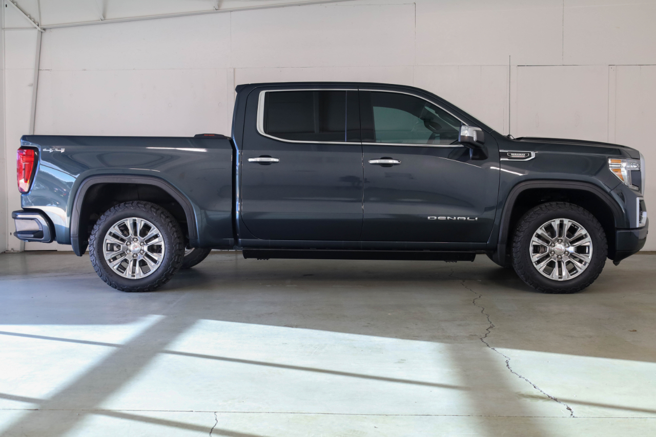 GMC Sierra 1500 4WD Crew Cab 147" Denali 2021