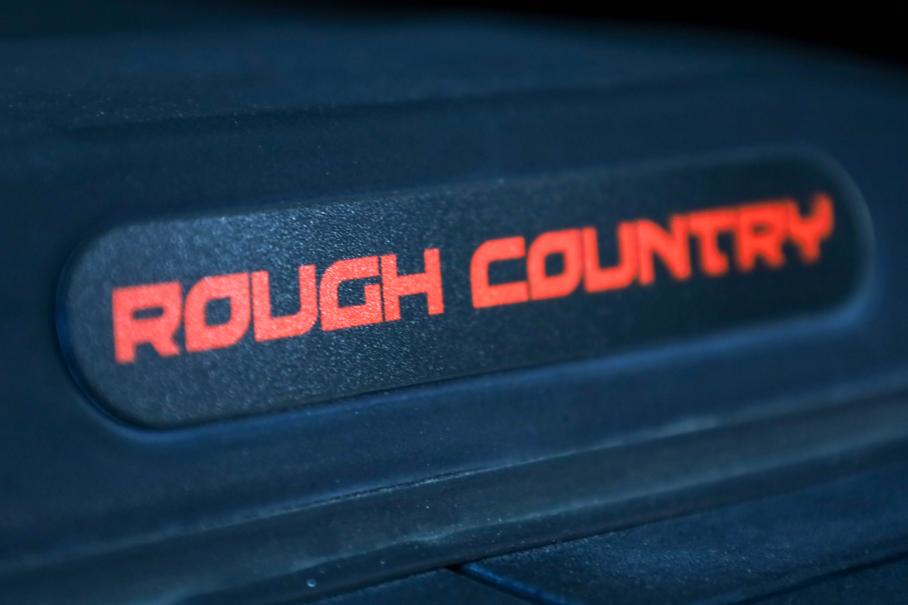 GMC Sierra 1500 4WD Crew Cab 147" Denali 2021