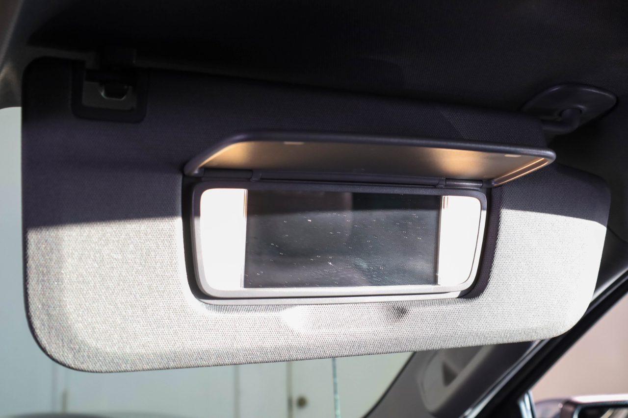 GMC Sierra 1500 4WD Crew Cab 147" Denali 2021