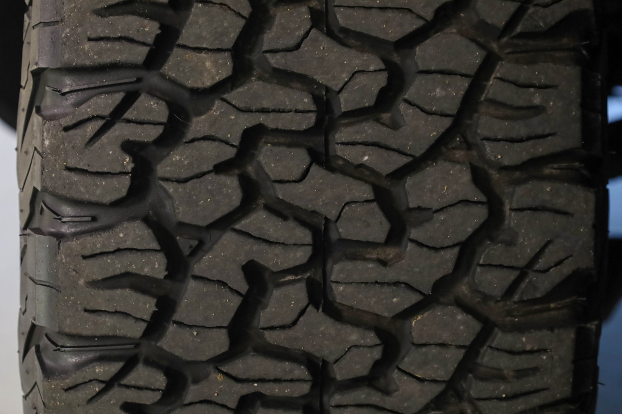 GMC Sierra 1500 4WD Crew Cab 147" Denali 2021