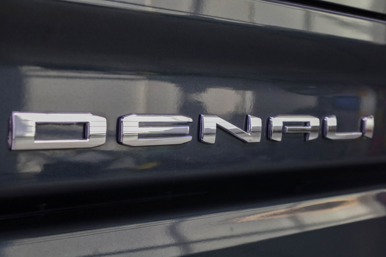 GMC Sierra 1500 4WD Crew Cab 147" Denali 2021