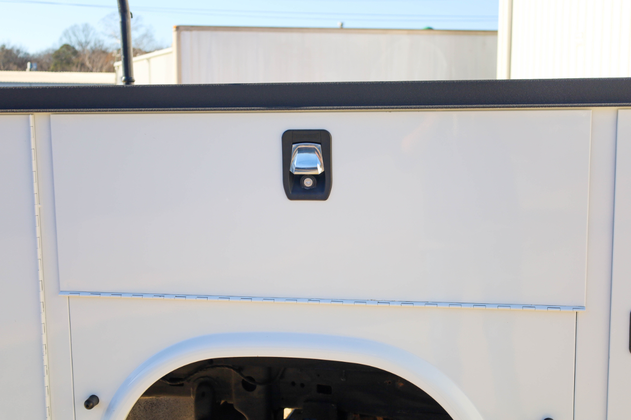 RAM 2500 Tradesman 4x4 Crew Cab 8' Box 2022