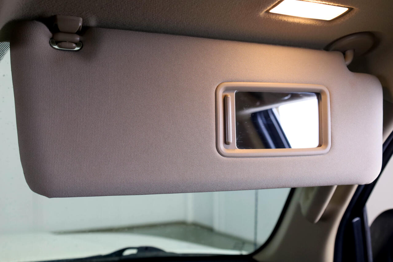 Toyota 4Runner RWD 4dr V6 SR5 (Natl) 2011