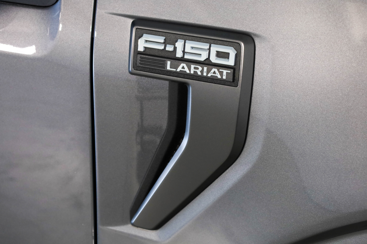 Ford F-150 4WD SuperCrew 145" Lariat 2022