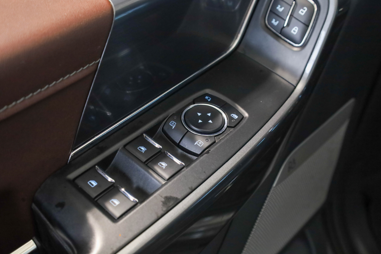 Ford F-150 4WD SuperCrew 145" Lariat 2022