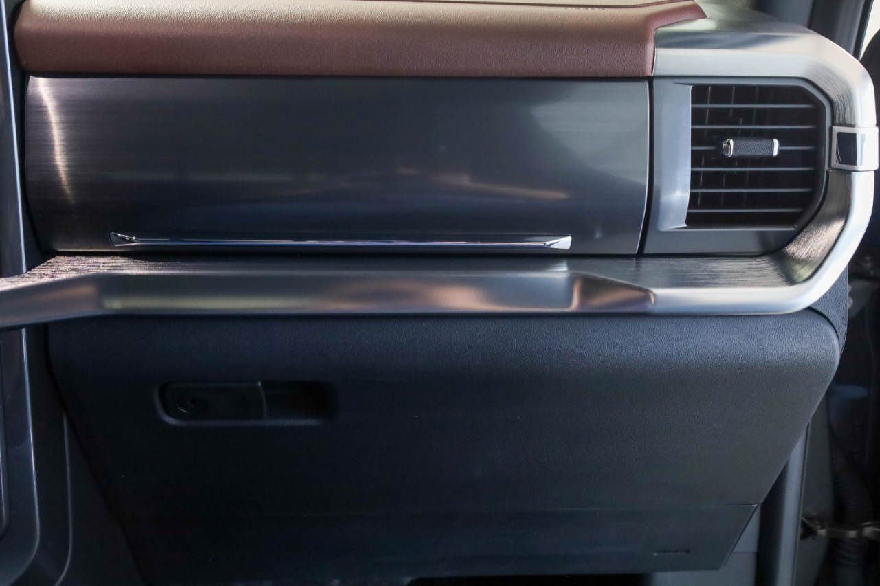 Ford F-150 4WD SuperCrew 145" Lariat 2022