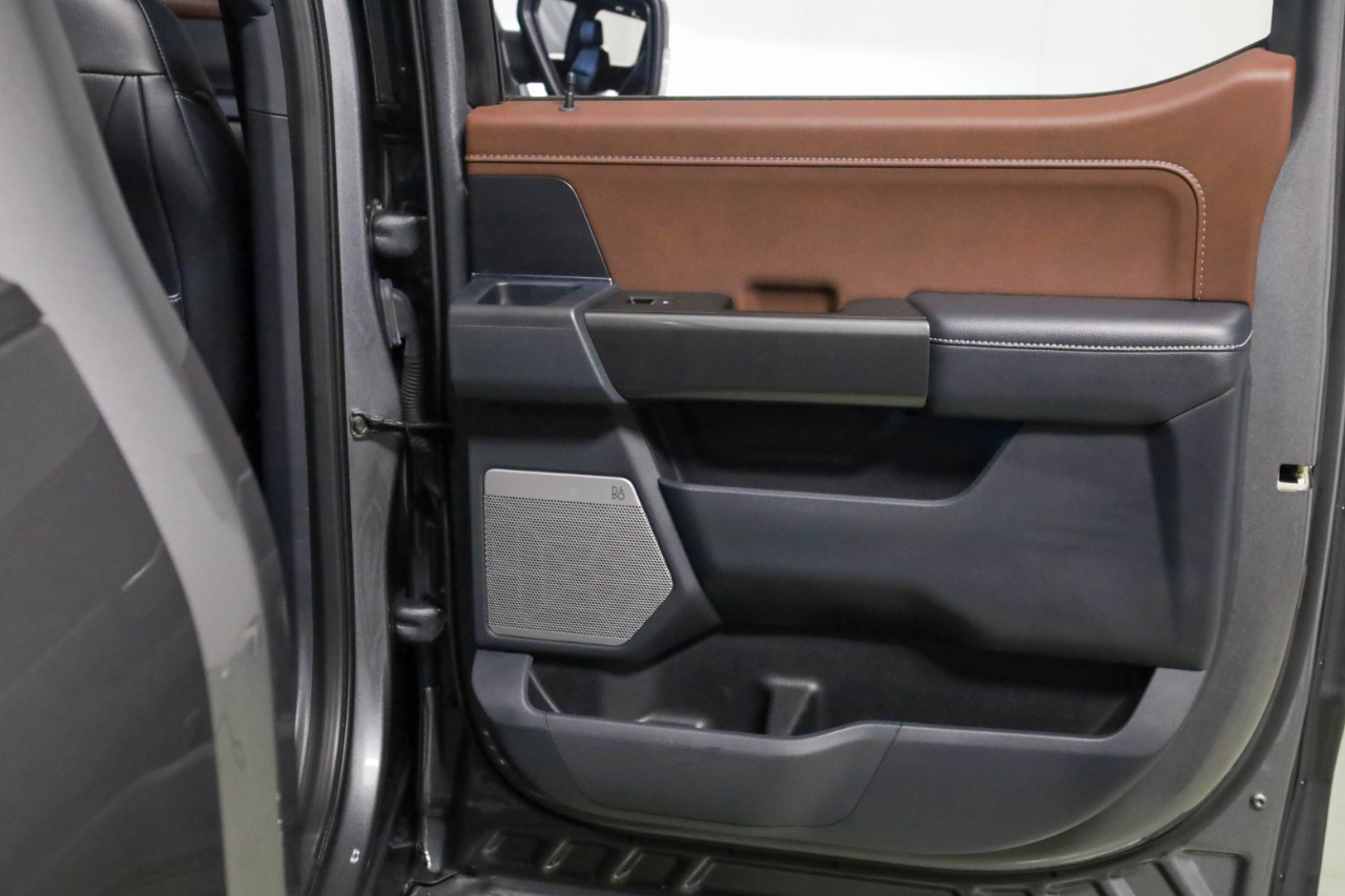 Ford F-150 4WD SuperCrew 145" Lariat 2022